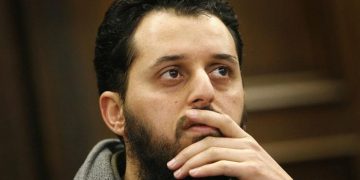 17838376_303